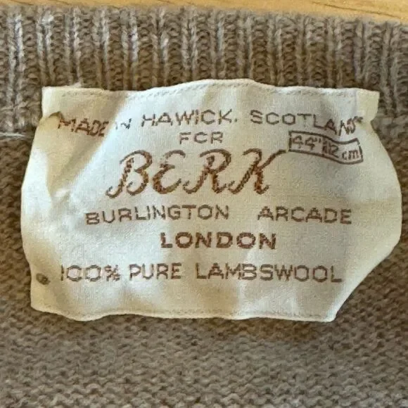 Vintage Berk V Neck Argyle Sweater 100% Lambswool Made in Scotland Sz 44 Bust - Picture 6 of 11